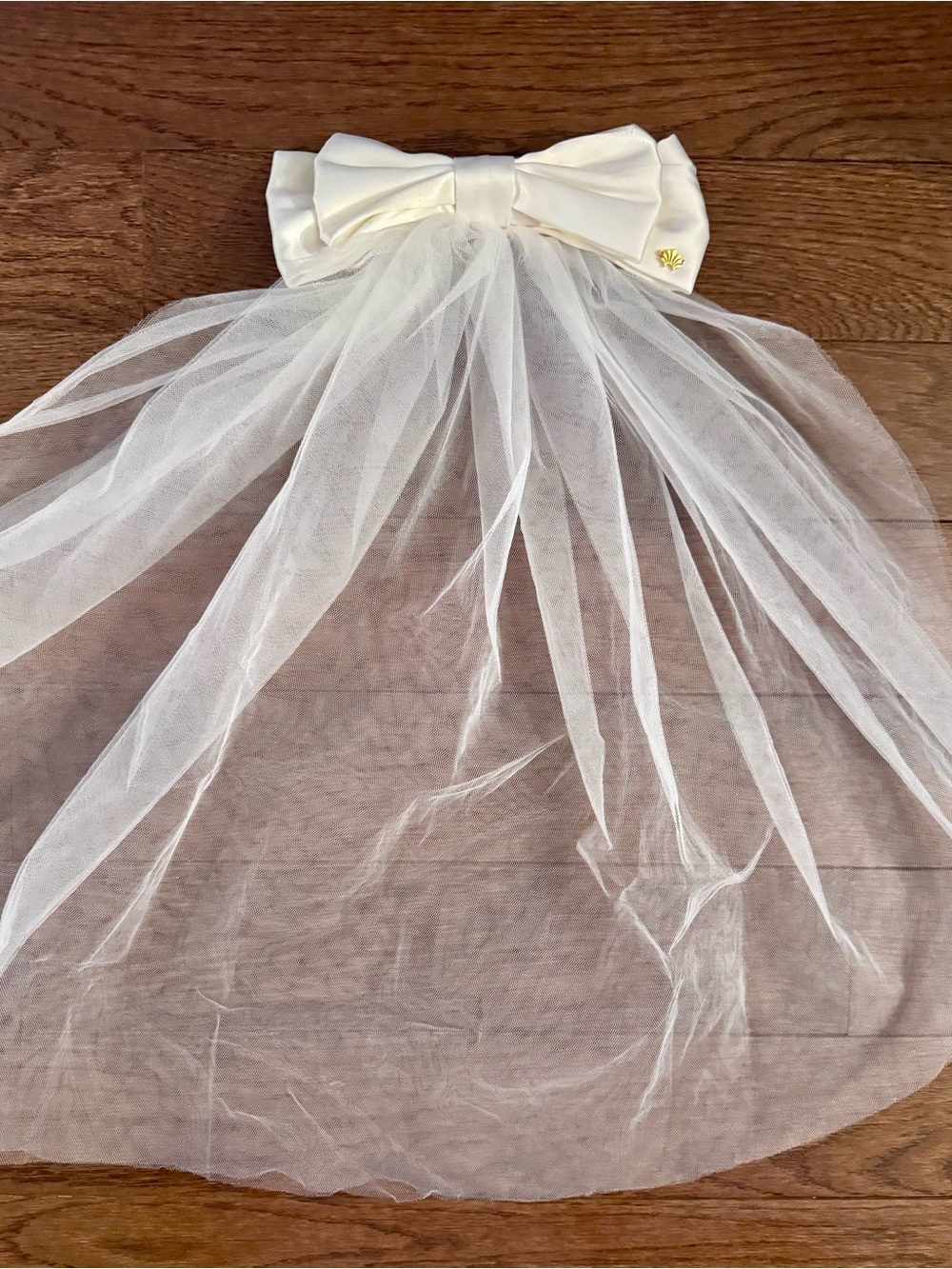 Lele Sadoughi Priscilla Bow Veil